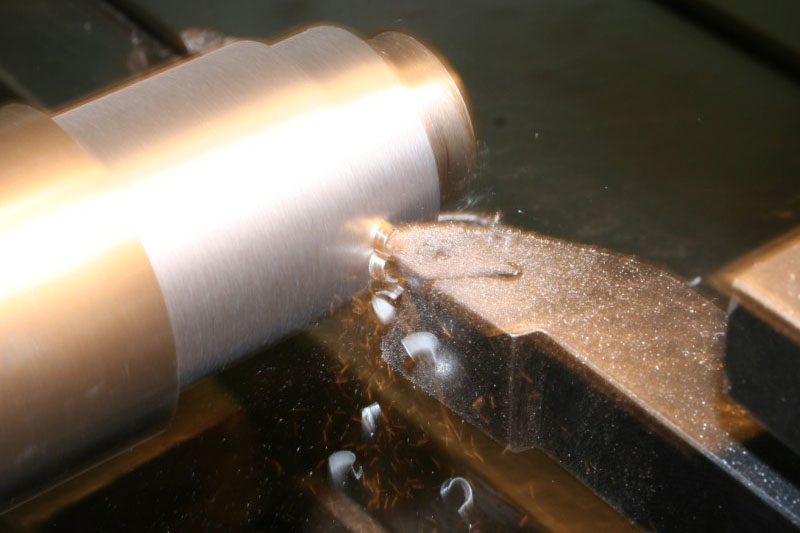 CNC turning and milling